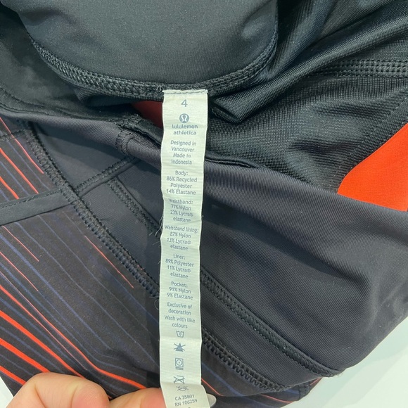 Lululemon Run: Speed Short *4-way Stretch Size 4 - Picture 7 of 15